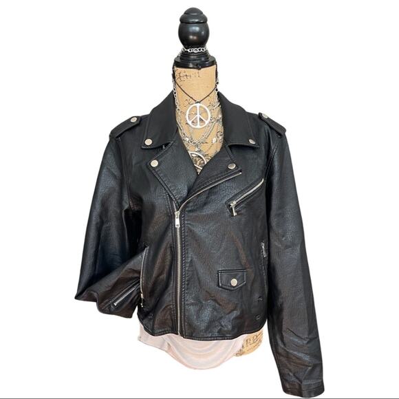 ASHLEY by 26 International Outerwear Black Faux Leather Moto Jacket Size XL - Picture 1 of 13